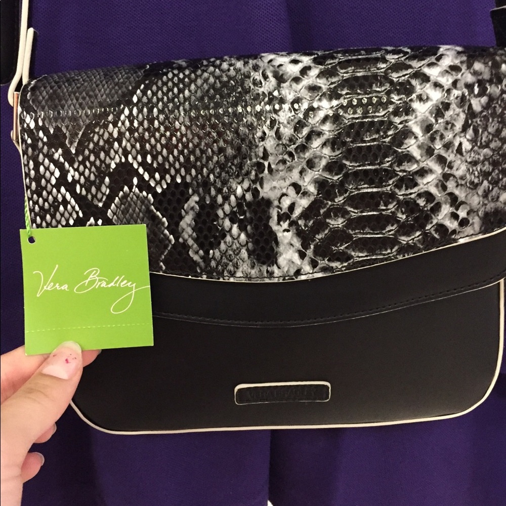 BNWT VERA BRADLEY PURSE